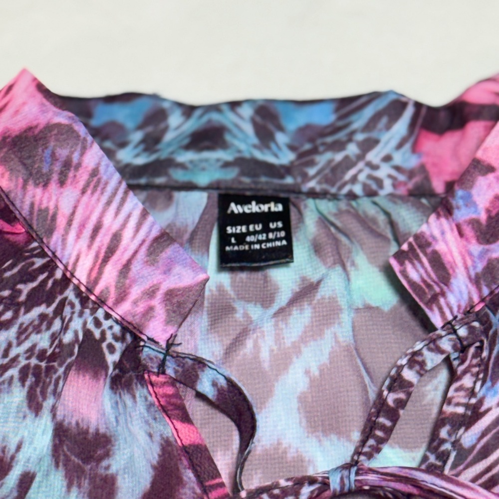 Aveloria Abstract Leopard Print Sheer Tie-Neck Blouse Y2K Mesh Animal Print Top - Picture 3 of 7
